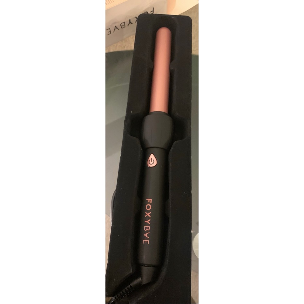 Foxy Bae Rose Gold 25 mm Curling Wand